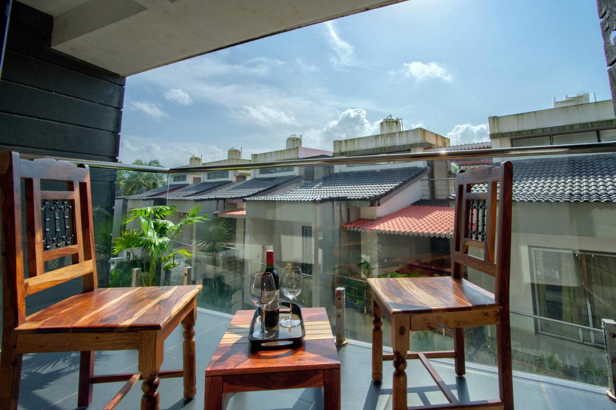 Luxury 2bhk Near Candolim Apartment